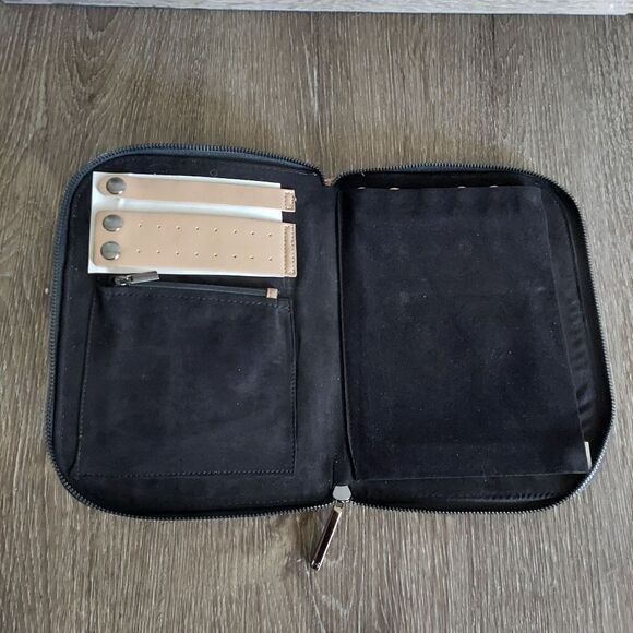NWOT Halston Rose Gold Jewelry Portfolio Case - Picture 4 of 7
